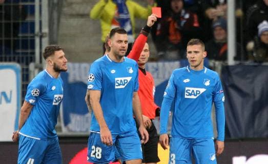 gelb-rot fuer Adam SZALAI (28, 1899 Hoffenheim) durch referee Ivan Kruzliak (SVK) kurz nach dessen erster gelber karte, UEFA Champions League, TSG 1899 Hoffenheim vs. Schachtar Donezk, Groupe F, 5. Matchday, November 27 2018, Wirsol Rhein Neckar Arena, Germany, YmdY, ** DFL DFL regulations prohibit any use of photographs as image sequences and or quasi-video. ** TSG 1899 Hoffenheim - Schachtar Donezk
