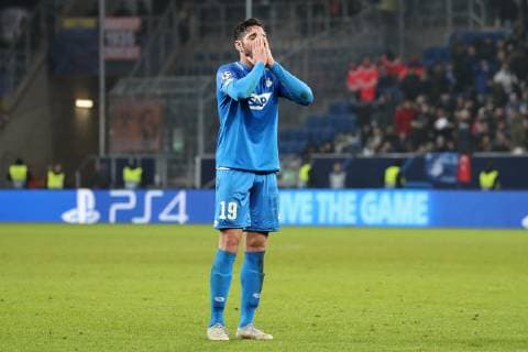 Ishak Belfodil (Hoffenheim, 19), enttäuscht schauend, Enttäuschung, Frustration, disappointed, pessimistisch, Freisteller, Ganzkörper, Einzelbild, Aktion, Action, Spielszene, Fussball, UEFA Champions League, TSG 1899 Hoffenheim - FK Schachtar Donezk,