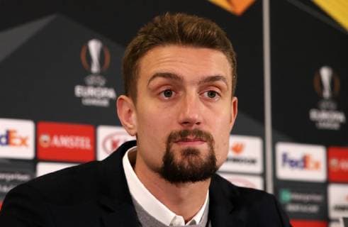 RB Leipzig - Pressekonferenz Fussball Euro League Salzburg, 28.11.2018, Red Bull Arena, Fussball, UEFA EURO EM Europameisterschaft Fussball League , Pressekonferenz am Vortag des EL Spieles, FC Salzurg vs. RB Leipzig , Im Bild; Stefan Ilsanker (13, RB Leipzig); , Gemäß den Vorgaben der UEFA ist es untersagt, in dem Stadion und oder vom Spiel angefertigte Fotoaufnahmen in Form von Sequenzbildern und oder videoähnlichen Fotostrecken zu verwerten bzw. verwerten zu lassen. ,