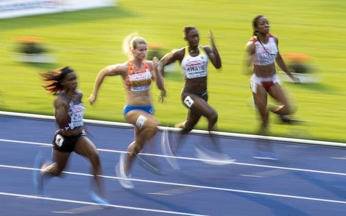 Feature, Dafne SCHIPPERS 2.v.l. (NED), Lisa Marie KWAYIE, Deutschland, 3.v.l, verwischt, Aktion, dynamisch, Lauf, Rennen. Halbfinale 100m der Frauen, am 07.08.2018 Leichtathletik Europameisterschaft 2018 in Berlin Deutschland vom 06.08. - 12.08.2018.