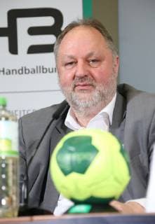 GER, DHB, Handballball WM - PK, 21.12.2018, AOK-Zentrale, Berlin, GER, DHB, Handballball WM - PK, , DHB regulations prohibit any use of photographs as image sequences and or quasi-video im Bild Präsident Andreas Michelmann