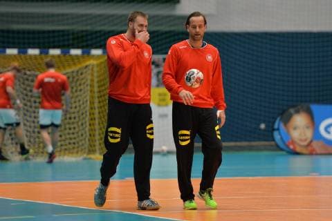Handball, Herren, Saison 2018 19, Weltmeisterschaft 2019 in Deutschland und Dänemark, öffentliches Training der deutschen Nationalmannschaft, TW Andreas Wolff (Nr. 33, Deutschland), TW Silvio Heinevetter (Nr. 12, Deutschland), 08.01.19, Copyright: xMatthiasxKochx