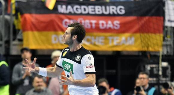 Uwe Gensheimer (Deutschland), jubel nach einem Tor Deutschland-Frankreich Germany-France IHF Handball Weltmeisterschaft 2019, Hanball World Championship WM Weltmeisterschaft 2019, Herren, Männer, Maenner, men, Handball, Deutschland, Germany, Vorrunde, Gruppe A, group A Berlin, 15.1.2019