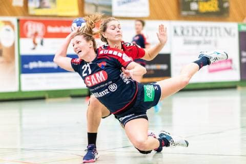 Saskia Putzke (SG H2Ku Herrenberg Kuties 21), Marleen Kadenbach (HL Buchholz 08-Rosengarten 07), SG H2Ku Herrenberg Kuties vs. HL Buchholz 08-Rosengarten Luchse, Handball, 2.Bundesliga, Frauen, HBF, Saison 18 19, 27.01.2019, SG H2Ku Herrenberg Kuties vs. HL Buchholz 08-Rosengarten Luchse, Handball, 2.Bundesliga, Frauen, HBF, Saison 18 19, 27.01.2019 Herrenberg Copyright: xEibner-Pressefoto WolfgangxFrankx SGH