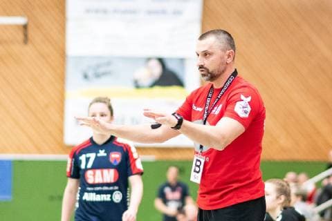 Dubravko Prelcec (HL Buchholz 08-Rosengarten Chef-Trainer), SG H2Ku Herrenberg Kuties vs. HL Buchholz 08-Rosengarten Luchse, Handball, 2.Bundesliga, Frauen, HBF, Saison 18 19, 27.01.2019, SG H2Ku Herrenberg Kuties vs. HL Buchholz 08-Rosengarten Luchse, Handball, 2.Bundesliga, Frauen, HBF, Saison 18 19, 27.01.2019 Herrenberg Copyright: xEibner-Pressefoto WolfgangxFrankx SGH