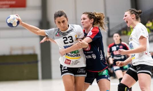 Simona Nikolovska (VfL Waiblingen 23), Saskia Putzke (SG H2Ku Herrenberg Kuties 21), Louisa de Bellis (VfL Waiblingen 21),VfL Waiblingen Tigers vs. SG H2Ku Herrenberg Kuties , Handball, 2.Bundesliga, Frauen, HBF, Saison 18 19, 15.02.2019, VfL Waiblingen Tigers vs. SG H2Ku Herrenberg Kuties , Handball, 2.Bundesliga, Frauen, HBF, Saison 18 19, 15.02.2019 Waiblingen Copyright: xEIBNER WolfgangxFrankx EP_WFK
