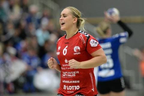Jubel bei Anouk Nieuwenweg (HSG Bad Wildungen Vipers) ,GER, HSG Bad Wildungen Vipers - HSG Blomberg-Lippe, Handball, 1. Bundesliga Frauen, 16.02.2019, GER, HSG Bad Wildungen Vipers - HSG Blomberg-Lippe, Handball, 1. Liga Frauen, 16.02.2019 Bad Wildungen Copyright: xEIBNER RolandxSippelx EP_RSL