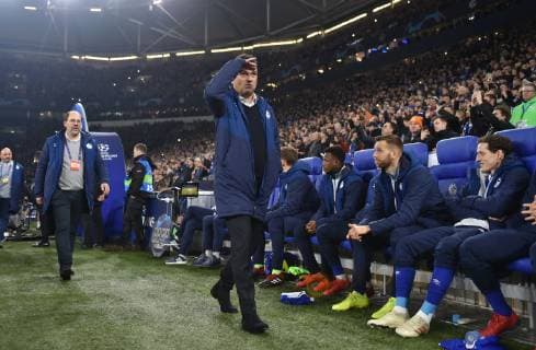 20.02.2019, Fussball, UEFA Champions League, Saison 2018 2019, Achtelfinale, Hinspiel, FC Schalke 04 - Manchester City 2:3, Manager Christian Heidel (Schalke 04), mi., links Sportdirektor Axel Schuster (FC Schalke 04), rechts Sebastian Rudy (FC Schalke 04)