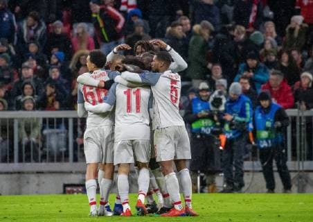 13.03.2019, Allianz Arena, Muenchen, GER, UEFA CL, FC Bayern Muenchen vs FC Liverpool, Achtelfinale, Rueckspiel, im Bild FC Liverpoll feiert das 1:3 durch Sadio Mane (FC Liverpool) during the UEFA Champions League round of 16, 2nd leg match between FC Bayern Muenchen and FC Liverpool at the Allianz Arena in Muenchen, Germany on 2019 03 13. Muenchen