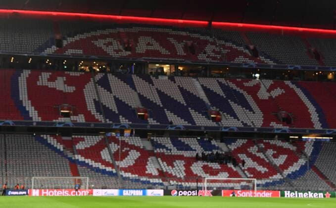 Das noch leere Stadion vor dem Spiel FC Bayern München - FC Liverpool UEFA-Champions League, CL, Achtelfinale, 1 8 Finale, Rückspiel, Rueckspiel, , Saison 2018 2019, Fußball, Fussball, soccer, Herren, men, Deutschland, Germany, München, 13.3.2019 Allianz Arena