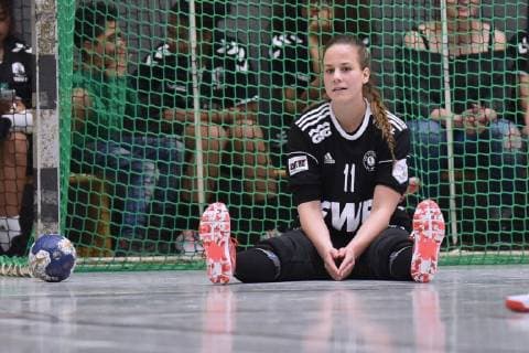 Annamaria Ferenczi (Torfrau VfL Oldenburg) enttaeuscht, frustriert, Emotion ,GER, HSG Bad Wildungen Vipers - VfL Oldenburg, Handball, 1. Bundesliga Frauen, 20.04.2019, GER, HSG Bad Wildungen Vipers - VfL Oldenburg, Handball, 1. Liga Frauen, 20.04.2019 Bad Wildungen Copyright: xEIBNER RolandxSippelx EP_RSL