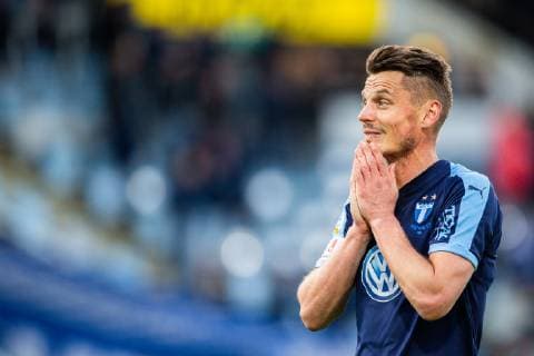 190428 Malmö FFs Markus Rosenberg deppar efter fotbollsmatchen i Allsvenskan mellan IFK Norrköping och Malmö FF den 28 april 2019 i Norrköping. Copyright: JOSEFINExLOFTENIUS BB190428ZJ008