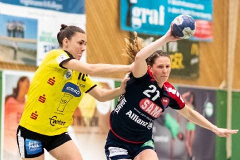 Thilde Boesen (HC Roedertal 10), Saskia Putzke (SG H2Ku Herrenberg Kuties 21), SG H2Ku Herrenberg Kuties vs. HC Roedertal, Handball, 2.Bundesliga, Frauen, HBF, Saison 18 19, 04.05.2019, SG H2Ku Herrenberg Kuties vs. HC Roedertal, Handball, 2.Bundesliga, Frauen, HBF, Saison 18 19, 04.05.2019 Herrenberg Copyright: xEIBNER WolfgangxFrankx EP_WFK