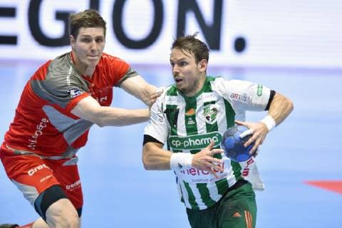 Kai Haefner (Hannover-Burgdorf) (am Ball) und Finn Lemke (MT Melsungen) (L) , GER, MT Melsungen - TSV Hannover-Burgdorf, Handball, 1. Bundesliga Maenner, 23.05.2019, GER, MT Melsungen - TSV Hannover-Burgdorf, Handball, 1. Liga Maenner, 23.05.2019 Kassel Copyright: xEIBNER RolandxSippelx EP_RSL