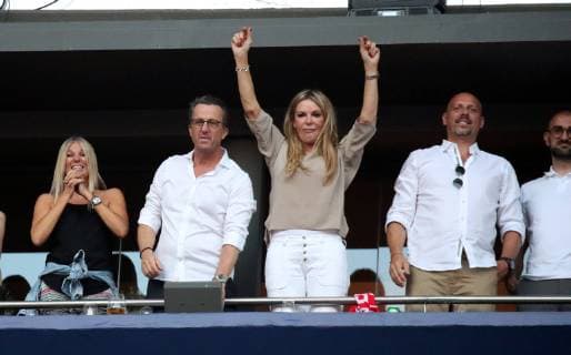 Fußball, Ulla Sandrock, Ehefrau von Jürgen Klopp beim Champions League Finale auf der Tribüne UEFA Champions League Finale 2019 Tottenham Hotspurs - FC Liverpool Spanien, Madrid, 01.06.2019, Fussball, UEFA Champions League, Saison 2018 2019, Finale in Madrid, Tottenham Hotspurs - FC Liverpool: Ulla Sandrock, Frau von Jürgen Klopp (Trainer FC Liverpool), DFL DFB REGULATIONS PROHIBIT ANY USE OF PHOTOGRAPHS AS IMAGE SEQUENCES AND OR QUASI-VIDEO.