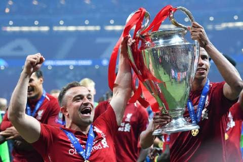 v.li:Xherdan SHAQIRI (Liverpool), Joel MATIP (Liverpool) mit Pokal,Cup,Tropaee, Jubel,Freude,Begeisterung, Aktion. Siegerehrung, Fussball Champions League Finale 2019 Tottenham Hotspur-Liverpool FC 0-2, Saison2018 19, am 01.06.2019, Stadion Wanda Metropolitano.