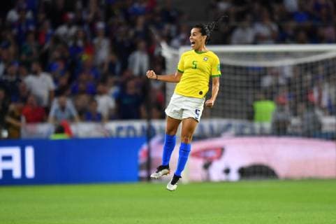 Jubel, Freuen, celebrate, happy, cheer , Goal Celebration Thaisa (Brasilien) (5) 1:1, 23.06.2019, Le Havre (Frankreich), Fussball, FIFA Frauen-WM 2019, Achtellfinale Frankreich - Brasilien, FIFA REGULATIONS PROHIBIT ANY USE OF PHOTOGRAPHS AS IMAGE SEQUENCES AND OR QUASI-VIDEO.