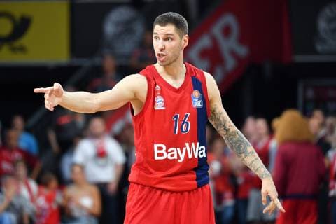 STEFAN JOVIC (FCB), Gestik,gibt Anweisungen, Aktion,Einzelbild,angeschnittenes Einzelmotiv, Halbfigur,halbe Figur. Deutscher Meister,winner,Sieger,Champion. Basketball 1.Bundesliga,FINALE,Spiel 3. FC Bayern Muenchen-Alba Berlin 93-88, am 23.06.2019 ,A U D I D O M E.