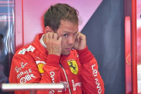 Sebastian VETTEL,GER (Scuderia Ferrari) in der Bpx, Gestik, Aktion,Einzelbild,angeschnittenes Einzelmotiv,Portraet,Portrait,Porträt. Formel 1:GP von Oesterreich,, Red Bull Ring Zeltweg,Spielberg,Saison 2019,am 27.06.2019