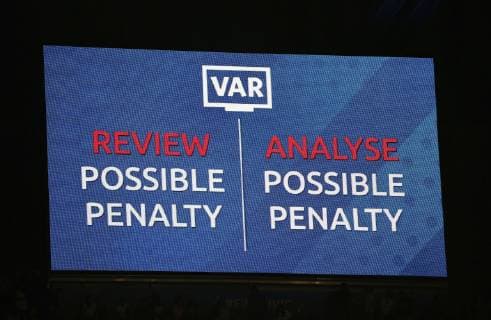 02.07.2019, xcex, FRA, Lyon, Stade de Lyon, Frauenfussball, WM, Weltmeisterschaft, FIFA, Halbfinale FIFA Frauen WM England - USA VAR Review, Video Assistant Referee, Possible Penalty