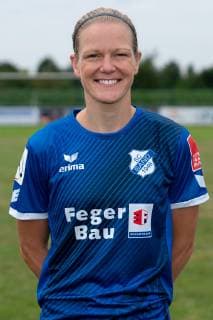 Diane Caldwell (5), Porträt, Portrait, Einzelbild, Aktion, Action, 06.07.2019, Willstätt Sand (Deutschland), Fussball, Flyeralarm Frauen-Bundesliga, Fototermin SC Sand, DFB DFL REGULATIONS PROHIBIT ANY USE OF PHOTOGRAPHS AS IMAGE SEQUENCES AND OR QUASI-VIDEO.