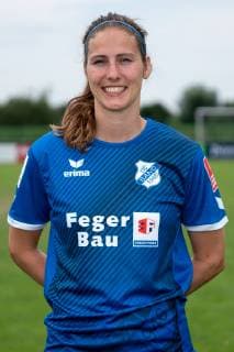 Pia Rijsdijk (19), Porträt, Portrait, Einzelbild, Aktion, Action, 06.07.2019, Willstätt Sand (Deutschland), Fussball, Flyeralarm Frauen-Bundesliga, Fototermin SC Sand, DFB DFL REGULATIONS PROHIBIT ANY USE OF PHOTOGRAPHS AS IMAGE SEQUENCES AND OR QUASI-VIDEO.