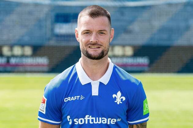 17.07.2019, xfux, Fussball 2.Bundesliga, SV Darmstadt 98, 2.BL, Porträttermin 2019 2020, Fototermin, emonline, emspor, deloka, v.l. Marcel Heller; (SV Darmstadt 98) Darmstadt