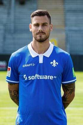 17.07.2019, xfux, Fussball 2.Bundesliga, SV Darmstadt 98, 2.BL, Porträttermin 2019 2020, Fototermin, emonline, emspor, deloka, v.l. Dario Dumic; (SV Darmstadt 98) Darmstadt