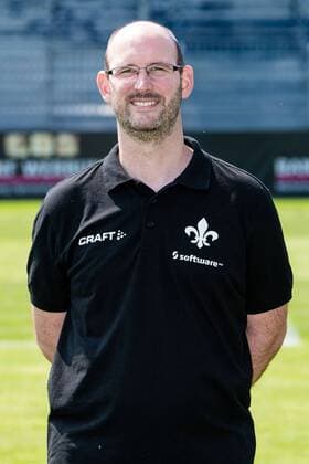 17.07.2019, xfux, Fussball 2.Bundesliga, SV Darmstadt 98, 2.BL, Porträttermin 2019 2020, Fototermin, emonline, emspor, deloka, v.l. Physiotherapeut Dirk Schmitt; (SV Darmstadt 98) Darmstadt