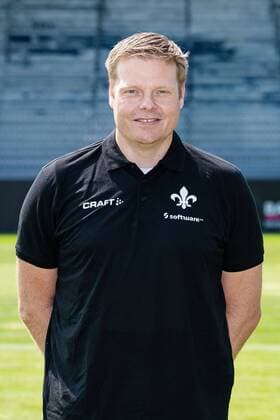 17.07.2019, xfux, Fussball 2.Bundesliga, SV Darmstadt 98, 2.BL, Porträttermin 2019 2020, Fototermin, emonline, emspor, deloka, v.l. Mannschaftsarzt Dr. Philip Jessen; (SV Darnstadt 98) Darmstadt