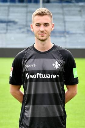 13.09.2019, xfux, Fussball 2.Bundesliga, SV Darmstadt 98, 2.BL, Porträttermin 2019 2020, Mannschaftsfoto Fototermin, emonline, emspor, deloka, v.l. Carl Klaus; (SV Darmstadt 98) Darmstadt