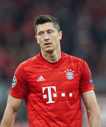 Robert LEWANDOWSKI, FCB 9 half-size, portrait, FC BAYERN MUNICH - RED STAR BELGRADE 3-0 UEFA Football Champions League , Munich, September 18, 2019, Season 2019 2020, group stage ,group B, FCB, Reds, Bavaria, Roter Stern, München, Belgrad