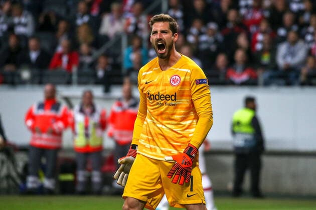 19.09.2019 Gruppenspiel Gruppe F UEFA Europa League Saison 2019 20 Eintracht Frankfurt - Arsenal FC emspor, emonline, despor, v.l., goalkeeper, torwart Kevin Trapp (Eintracht Frankfurt),enttaeuscht, enttaeuscht schauend, dissapointed,gibt Anweisungen, gestikuliert, mit den Armen gestikulieren gives instructions, gesticulate. Foto:Joaquim Ferreira Copyright: JoaquimxFerreira