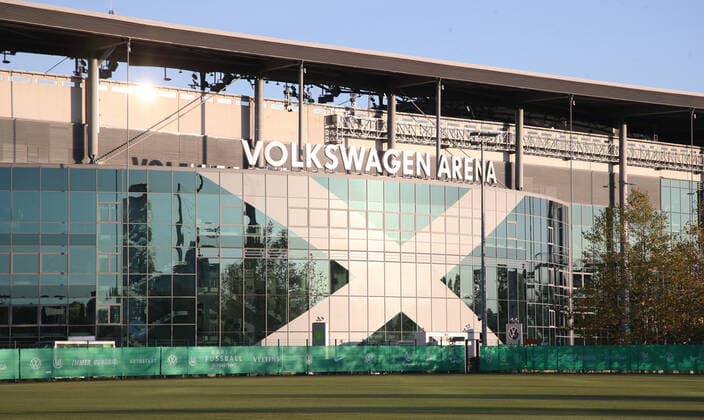 Wolfsburg, 30.10.2019, Volkswagen Arena, Fussball, DFB Pokal, 2.Hauptrunde , Vfl Wolfsburg vs. RB Leipzig 1:6 (0:1) , Im Bild; Ansicht Aussenansicht VW Volkswagen Arena , Gemäß den Vorgaben der DFB Deutscher Fussballbund ist es untersagt, in dem Stadion und oder vom Spiel angefertigte Fotoaufnahmen in Form von Sequenzbildern und oder videoähnlichen Fotostrecken zu verwerten bzw. verwerten zu lassen. ,