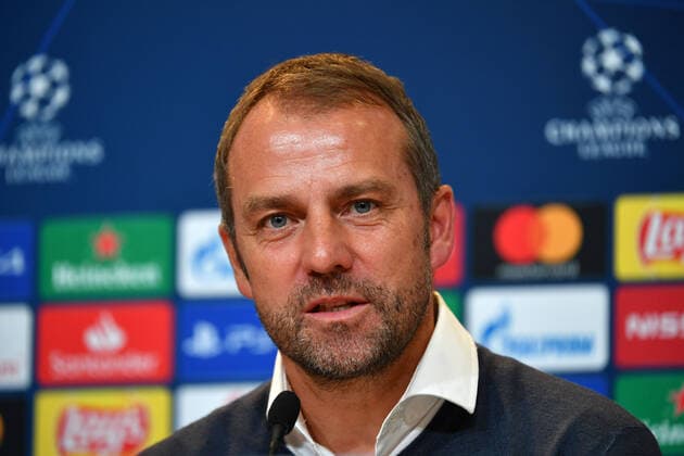 Hans Dieter Flick (Hansi ,Trainer Bayern Muenchen) , Einzelbild,angeschnittenes Einzelmotiv,Portraet,Portrait,Porträt. Pressekonferenz. Hintertorkamera,Hintertorperspektive. FC Bayern Muenchen-Olympiacos FC 2-0 Fussball Champions League,Gruppe B, Gruppenphase,4.Spieltag, am 06.11..2019. A L L I A N Z A R E N A. DFL REGULATIONS PROHIBIT ANY USE OF PHOTOGRAPHS AS IMAGE SEQUENCES AND OR QUASI-VIDEO.