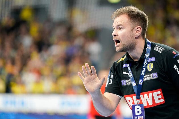 Kristjan Andresson (Trainer, Cheftrainer, RNL), gibt Anweisungen, gestikuliert, mit den Armen gestikulieren, gives instructions, gesticulate, Einzelbild, Aktion, Action, 07.11.2019, Mannheim (Deutschland), Handball, Bundesliga, Rhein-Neckar Löwen - THW Kiel