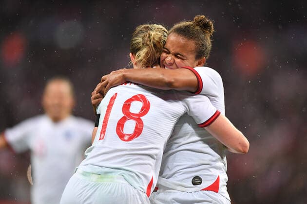 Jubel, Freuen, celebrate, happy, cheer , Goal Celebration Ellen White (England , Lionesses) (18) Nikita Parris(England , Lionesses) (7) 1:1, 09.11.2019, London (England), Fussball, Freundschaftsspiel - England - Deutschland