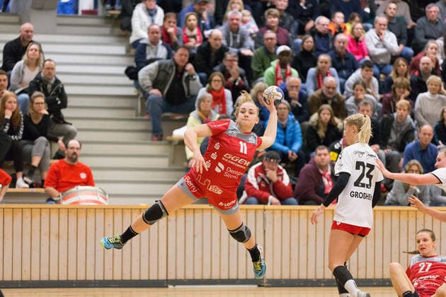 1. FSV Mainz 05 - HSG Bensheim-Auerbach,17.11.2019,GER, im Sarah Johanna Dekker,(HSG Bensheim-Auerbach, 11) Scherbaum Eibner-Pressefoto GER,Handball, 1. BL Frauen,7. Spieltag, 17.11.2019, Sporthalle Wiesbaden, Klarenthaler Str., Wiesbaden Copyright: xUlrichxScherbaum Eibner-Pressefotox EP_usm
