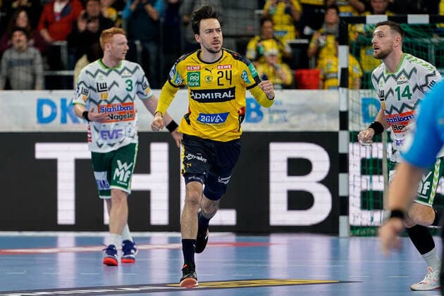 Torschütze Patrick Groetzki (RNL, 24), jubelt über ein Tor, Jubel, Torjubel, Torerfolg, celebrate the goal, goal, celebration, Jubel ueber das Tor, optimistisch, Spielszene, Highlight, Einzelbild, Action, Aktion, 08.12.2019, Mannheim (Deutschland), Handball, Bundesliga, Rhein-Neckar Löwen - Frisch Auf! Göppingen