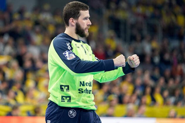 Benjamin Buric (Torwart, Flensburg, 1), Einzelbild, Jubel, jubeln, jubelt, celebration, Freude, zuversichtlich, optimistisch, Spielszene, Action, Aktion, 21.12.2019, Mannheim (Deutschland), Handball, Bundesliga, Rhein-Neckar Löwen - SG Flensburg-Handewitt
