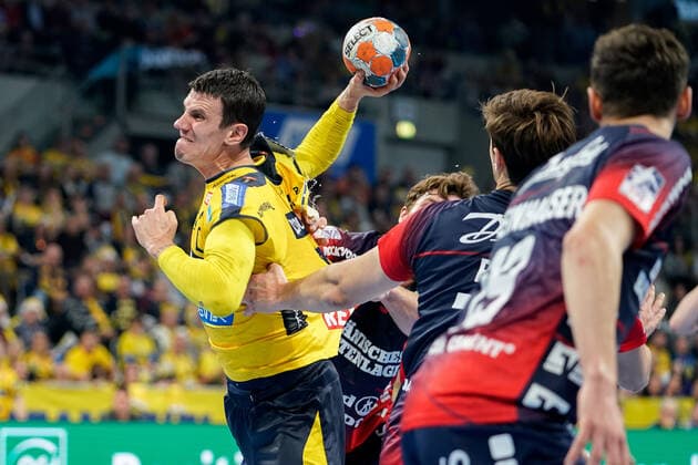 Andre Schmid (Andy Schmid, RNL, 2) beim Torwurf, Aktion, Action, Spielszene, 21.12.2019, Mannheim (Deutschland), Handball, Bundesliga, Rhein-Neckar Löwen - SG Flensburg-Handewitt