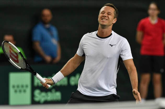 06.03.2020, GER, Davis Cup, Deutschland vs Weißrussland 06.03.2020, GER, Davis Cup, Deutschland vs Weißrussland , CASTELLO , Duesseldorf, im Bild picture shows Philipp Kohlschreiber (GER) unzufrieden enttaeuscht niedergeschlagen frustriert,