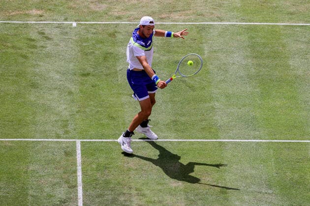 Jan-Lennard STRUFF (GER), bett1ACES, Berlin, LTTC Rot-Weiß - Steffi-Graf-Stadion, 13.07.2020,