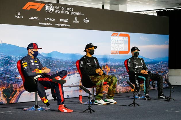 Motorsports: FIA Formula One World Championship, WM, Weltmeisterschaft 2020, Grand Prix of Hungary Motorsports: FIA Formula One World Championship 2020, Grand Prix of Hungary, 33 Max Verstappen (NLD, Aston Martin Red Bull Racing), 44 Lewis Hamilton (GBR, Mercedes-AMG Petronas Formula One Team), 77 Valtteri Bottas (FIN, Mercedes-AMG Petronas Formula One Team),
