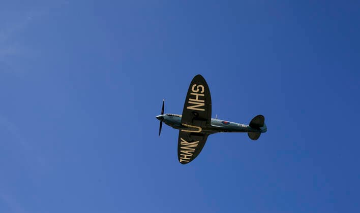 Motorsports: FIA Formula One World Championship, WM, Weltmeisterschaft 2020, Grand Prix of Great Britain, flight show, airshow, Flugshow, Flugschau, Flugzeuge, airplanes, aircraft Silverstone Great Britain