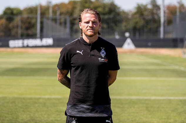 Eugen Polanski Borussia Mönchengladbach Porträttermin 2020 2021 Porträt, Vorstellung, Präsentation, Pressetermin, Fußball, GER 07.08.2020, Fussball, Vorstellung, Präsentation, Pressetermin, Fußball, GER; 1. Bundesliga, Saison 2020 21, Moenchengladbach Foto: Moritz Müller Only for Editorial use