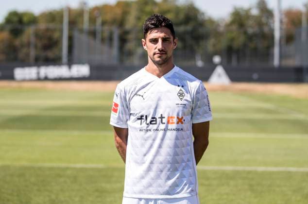 Lars Stindl (BMG) Borussia Mönchengladbach Porträttermin 2020 2021 Porträt, Vorstellung, Präsentation, Pressetermin, Fußball, GER 07.08.2020, Fussball, Vorstellung, Präsentation, Pressetermin, Fußball, GER; 1. Bundesliga, Saison 2020 21, Moenchengladbach Foto: Moritz Müller Only for Editorial use