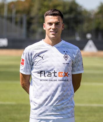 Laszlo Benes (BMG) Borussia Mönchengladbach Porträttermin 2020 2021 Porträt, Vorstellung, Präsentation, Pressetermin, Fußball, GER 07.08.2020, Fussball, Vorstellung, Präsentation, Pressetermin, Fußball, GER; 1. Bundesliga, Saison 2020 21, Moenchengladbach Foto: Moritz Müller Only for Editorial use