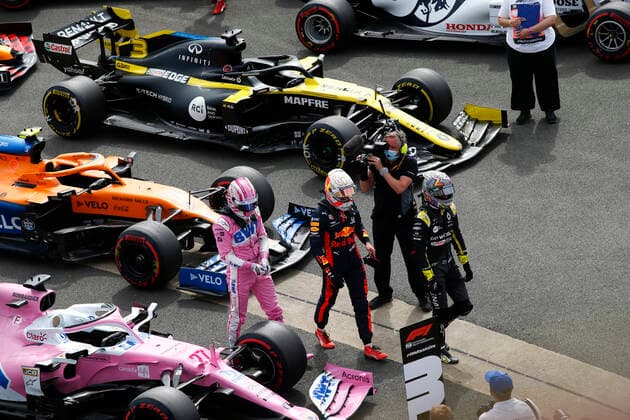 Motorsports: FIA Formula One World Championship, WM, Weltmeisterschaft 2020, Grand Prix of 70th Anniversary, 27 Nico Hulkenberg (GER, BWT Racing Point F1 Team), 33 Max Verstappen (NLD, Aston Martin Red Bull Racing), 3 Daniel Ricciardo (AUS, Renault DP World F1 Team), Silverstone Great Britain