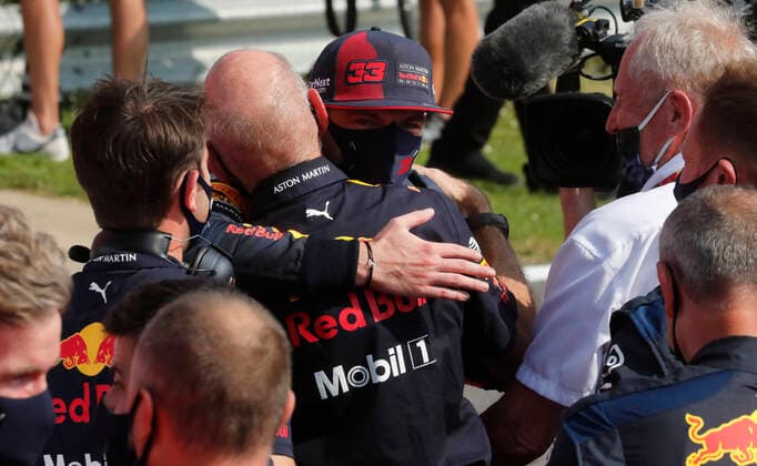 Motorsports: FIA Formula One World Championship, WM, Weltmeisterschaft 2020, Grand Prix of 70th Anniversary Motorsports: FIA Formula One World Championship 2020, Grand Prix of 70th Anniversary, 33 Max Verstappen (NLD, Aston Martin Red Bull Racing), Adrian Newey (GBR, Aston Martin Red Bull Racing), Dr. Helmut Marko (AUT, Aston Martin Red Bull Racing), Christian Horner (GBR, Aston Martin Red Bull Racing),